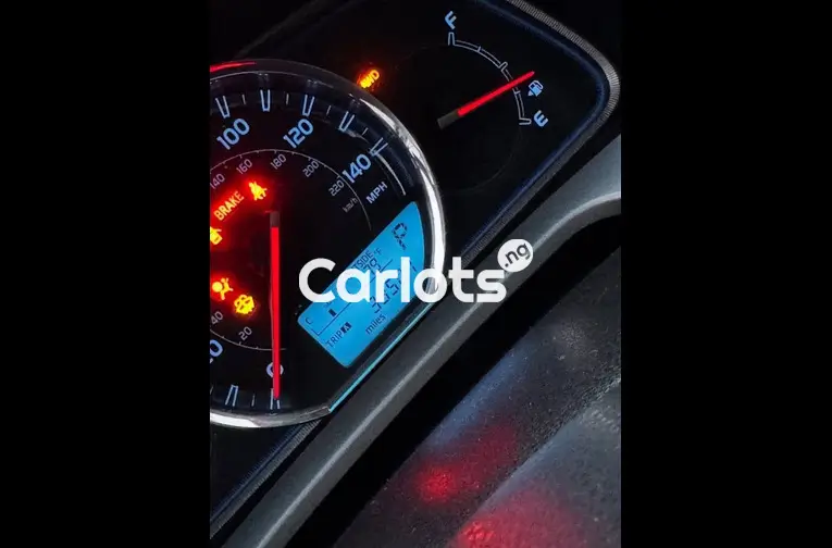 2014 TOYOTA RAV4 - 2/4