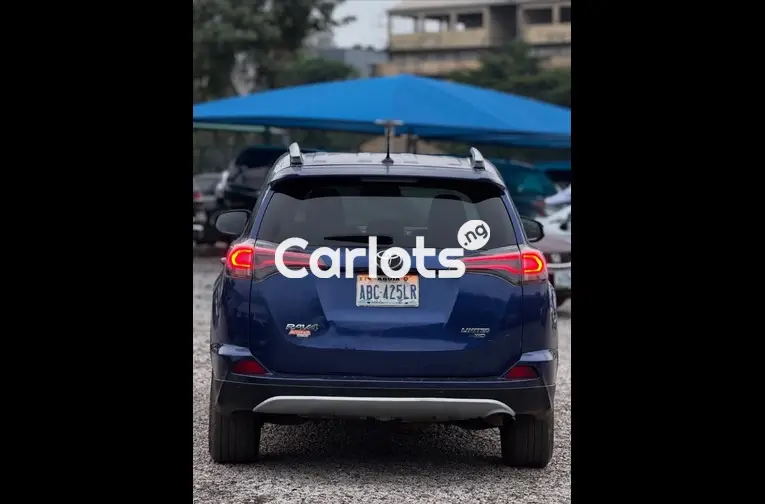 2014 TOYOTA RAV4 - 4/4