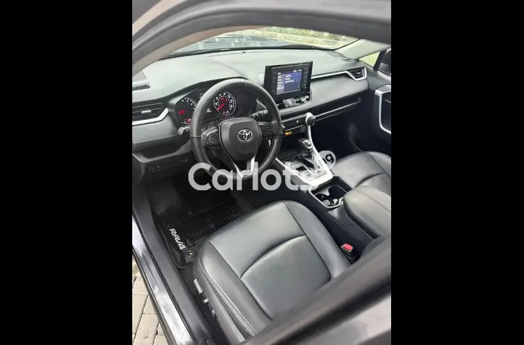7MONTHS REGISTERED 2020 TOYOTA RAV4 XLE FULL OPTION - 3/5