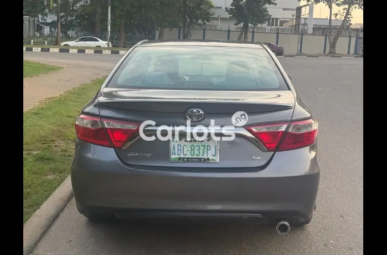 2016 TOYOTA CAMRY - 5/5