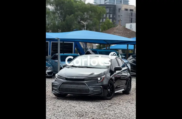 TOYOTA COROLLA 2020 - 2/5