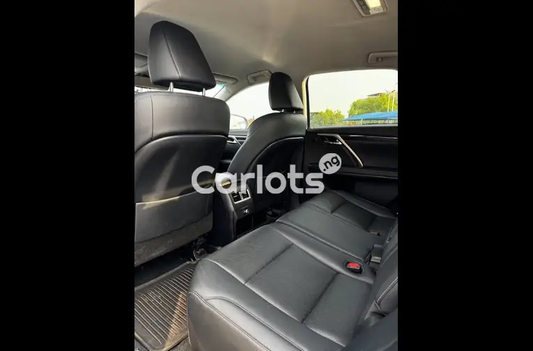 2017 LEXUS RX350 - 2/4