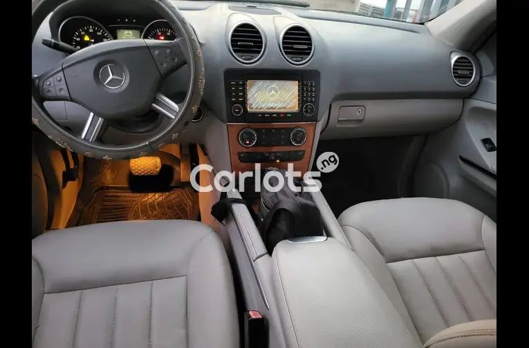 NEATLY USED 2006 MERCEDES BENZ ML350 4MATIC - 2/7