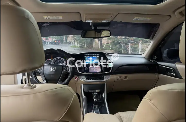 CLEAN NIGERIAN USED HONDA ACCORD 2013 MODEL - 5/7