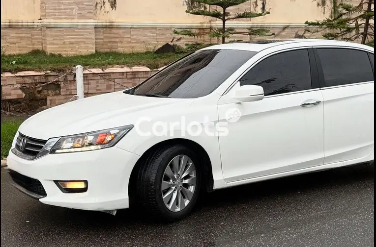 CLEAN NIGERIAN USED HONDA ACCORD 2013 MODEL - 7/7