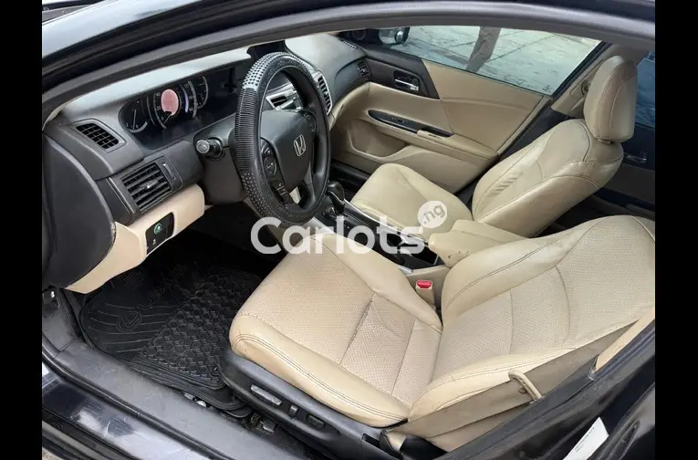 TOKS STANDARD 2014 HONDA ACCORD FULL OPTION - 3/7