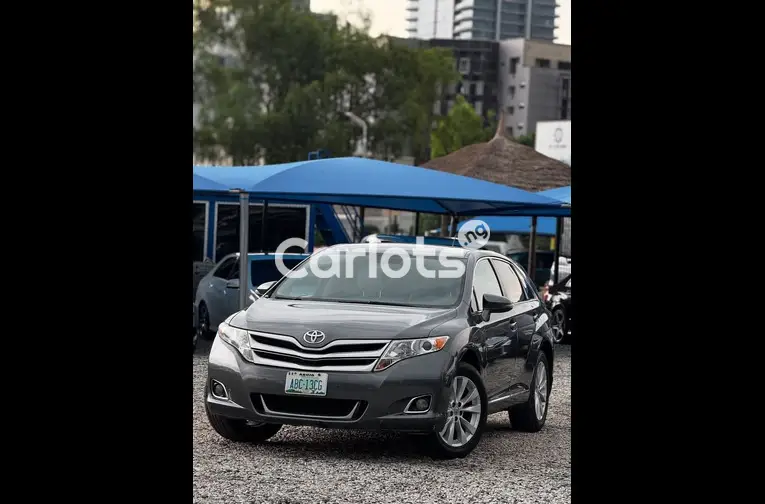 Used TOYOTA VENZA 2013 - 1/7