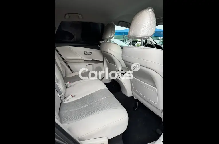 Used TOYOTA VENZA 2013 - 4/7