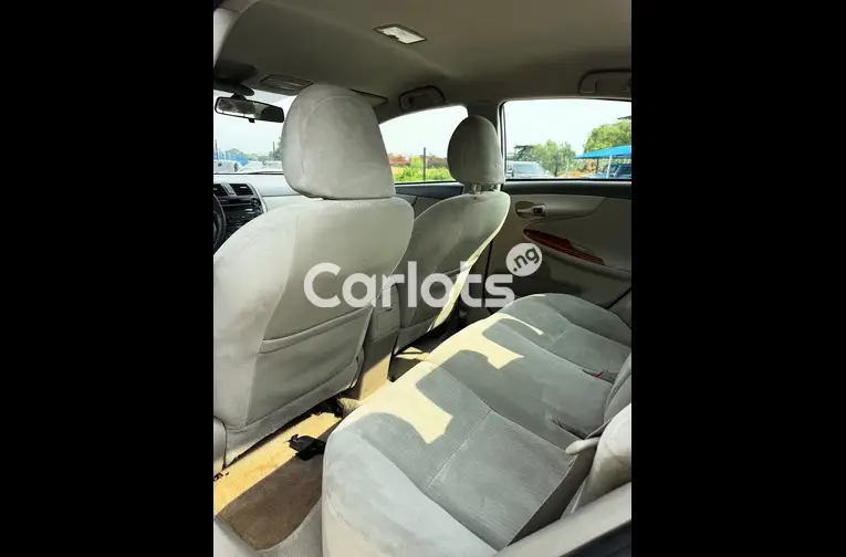 2009 TOYOTA COROLLA - 6/7