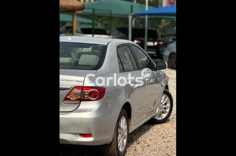 2009 TOYOTA COROLLA - 7/7