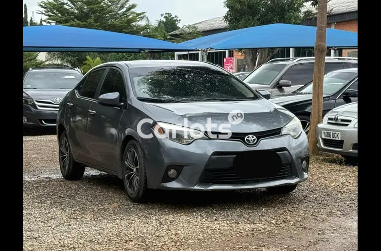 2014 TOYOTA COROLLA - 1/5