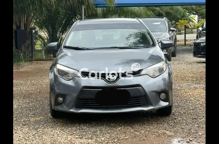 2014 TOYOTA COROLLA - 2/5