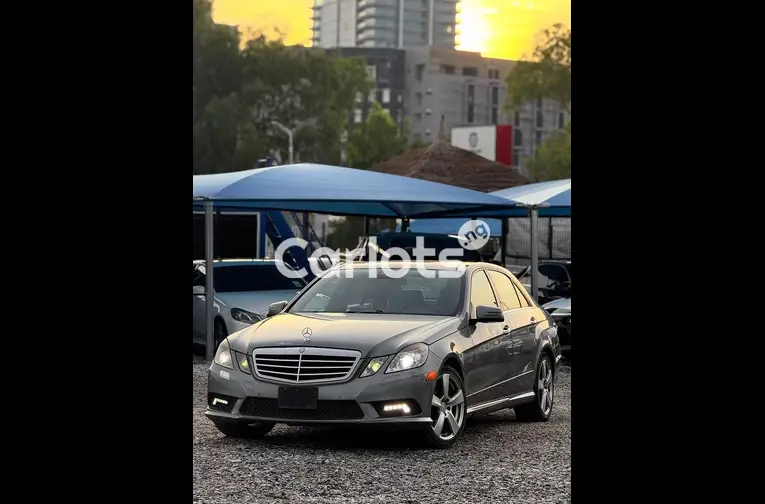 2011 MERCEDES E350 - 1/6