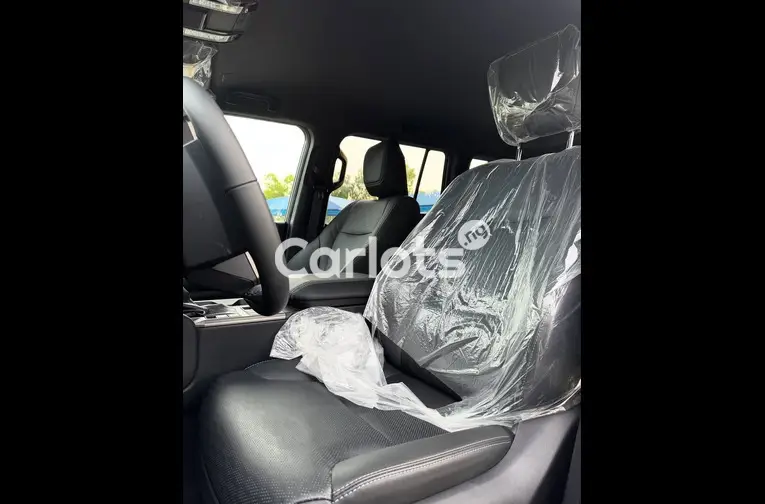 2025 LANDCRUISER PRADO - 5/7