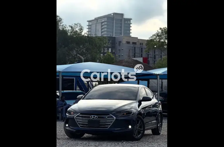 Clean 2012 Hyundai Elantra - 1/7