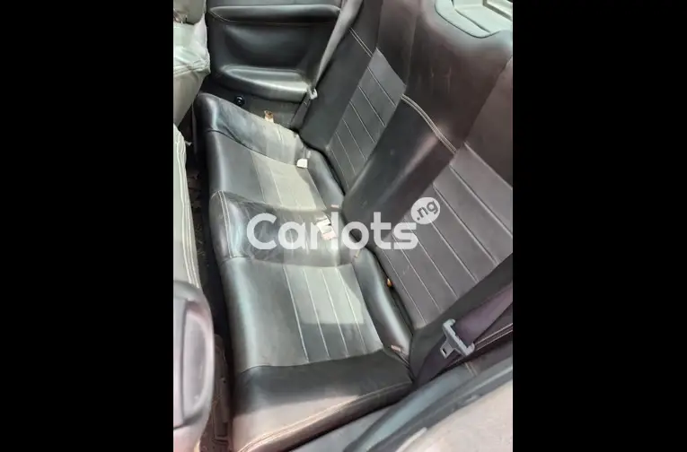 CLEAN REGISTERED 2004 RENAULT LAGUNA CONVERTIBLE - 3/5