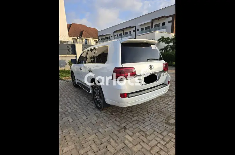 2021 UPGRADED TOYOTA LAND CRUISER - 7/7