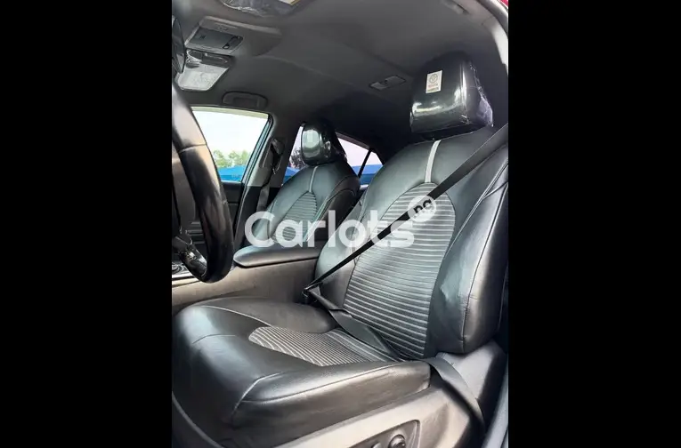 Foreign Used 2018 Toyota Camry - 3/7