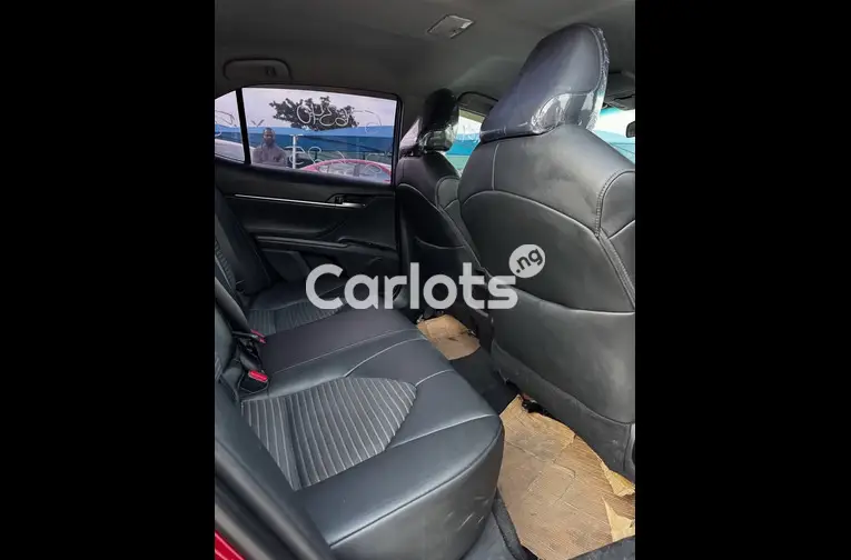 Foreign Used 2018 Toyota Camry - 4/7