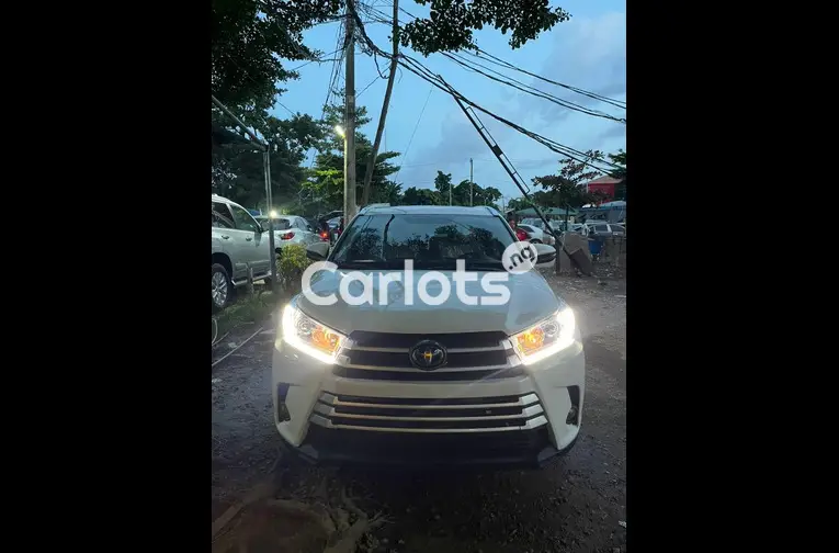 FOREIGN USED 2019 TOYOTA HIGHLANDER XLE