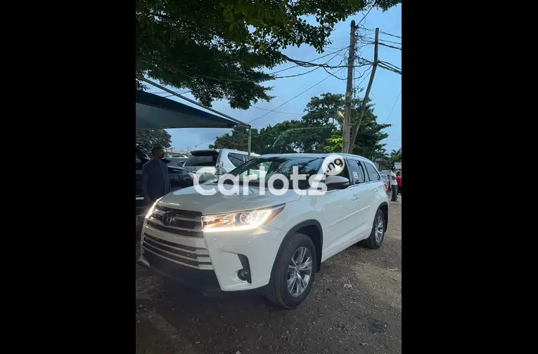 FOREIGN USED 2019 TOYOTA HIGHLANDER XLE - 2/7