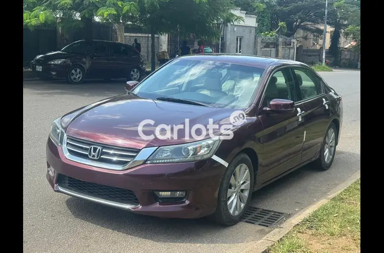 HONDA ACCORD 2013 - 2/7
