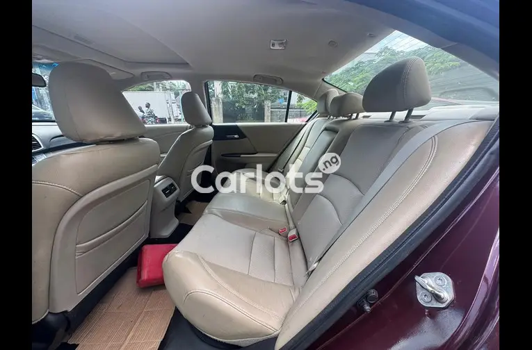 HONDA ACCORD 2013 - 6/7