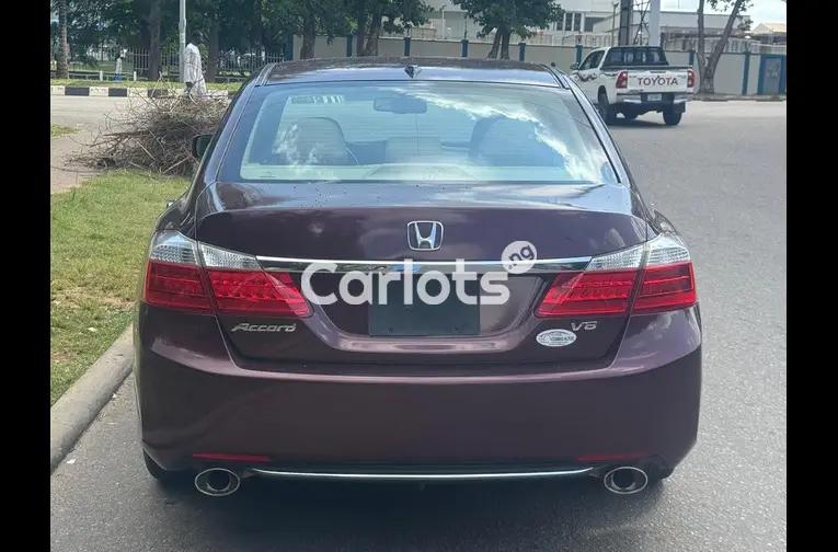 HONDA ACCORD 2013 - 7/7