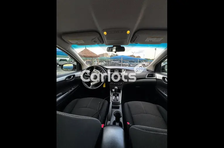 Foreign Used 2017 Nissan Sentra - 3/7