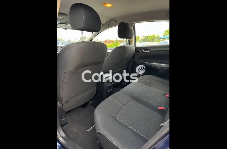 Foreign Used 2017 Nissan Sentra - 4/7