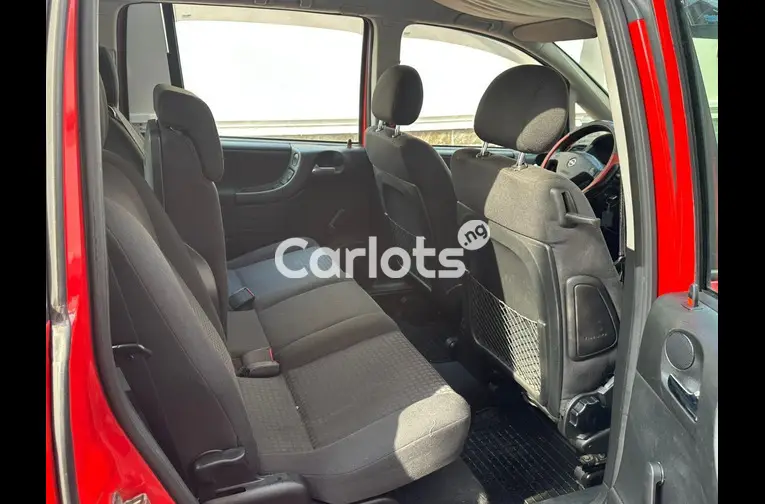 FOREIGN USED 2013 OPEL ZAFIRA MANUAL(USES CNG GAS AND PETROL) - 4/7