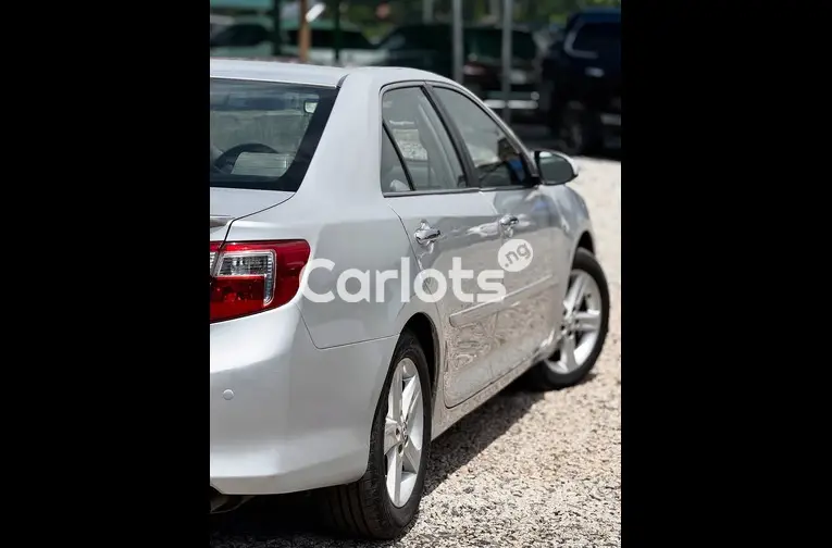 TOYOTA COROLLA 2013 - 6/7