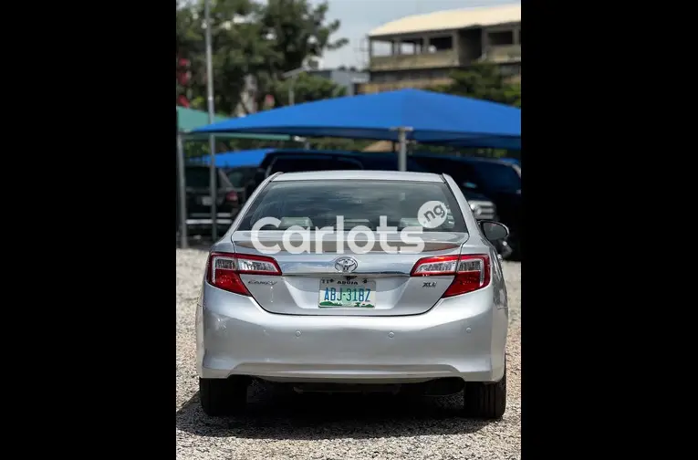 TOYOTA COROLLA 2013 - 7/7