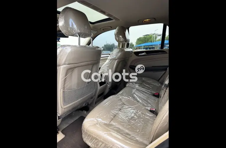 2012 MERCEDES ML350 - 4/6