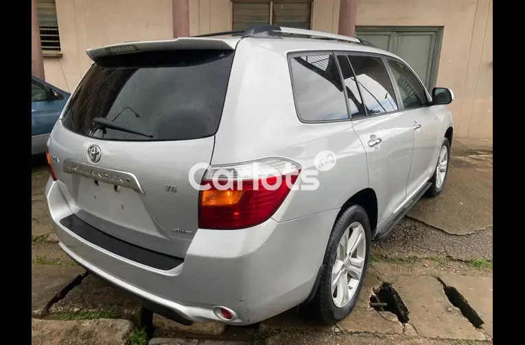 FEW MONTHS USED 2008 TOYOTA HIGHLANDER LIMITED - 7/7