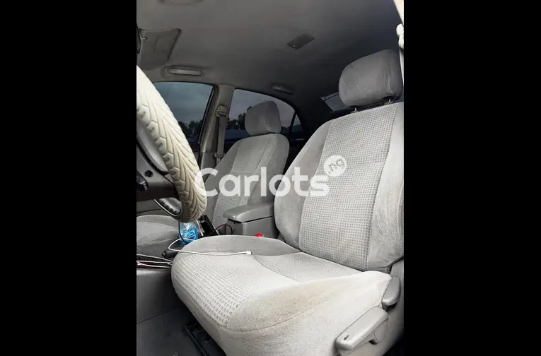 2006 Toyota Corolla - 5/6