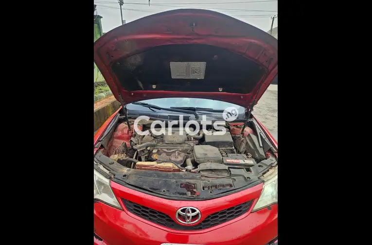 2013 Toyota camry SE - 6/7