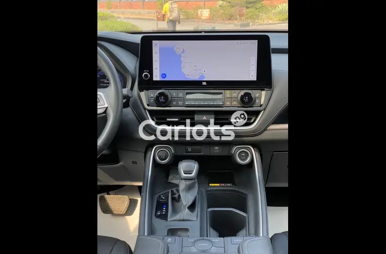 FOREIGN USED 2024 TOYOTA GRAND HIGHLANDER LIMITED FULL OPTION - 2/7