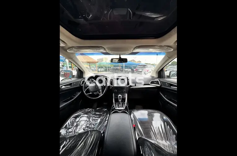 Foreign Used 2018 Ford Edge - 2/7