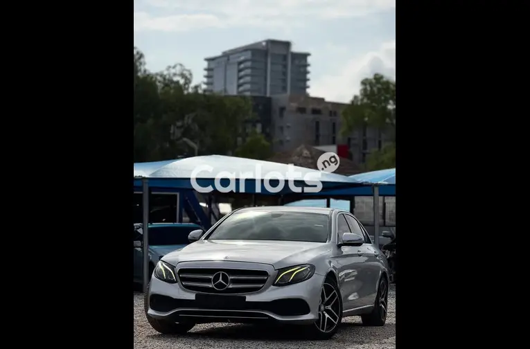 Extremely Clean 2019 Mercedes Benz E300