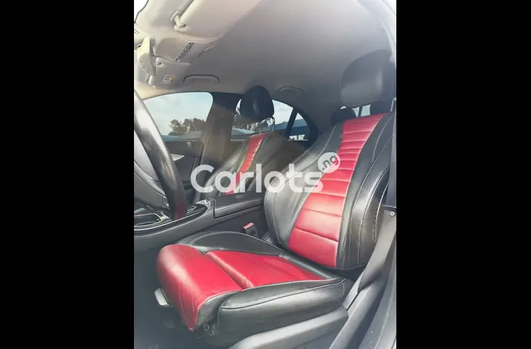 Extremely Clean 2019 Mercedes Benz E300 - 3/6