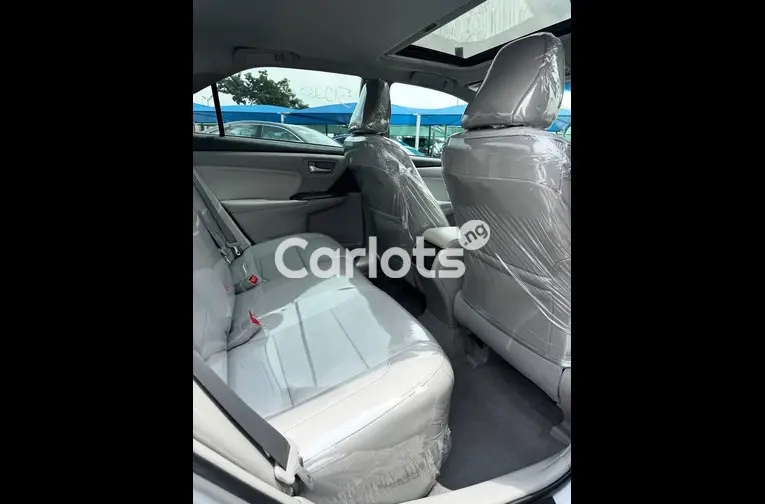 Foreign Used 2016 Toyota Camry - 5/7