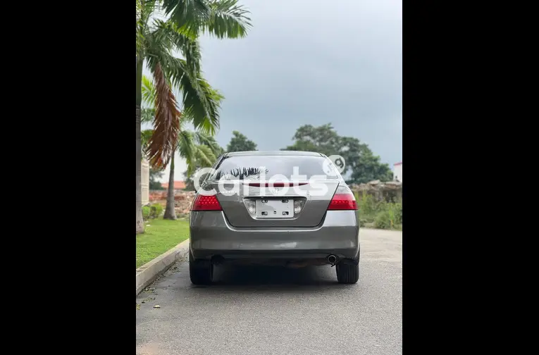 HONDA ACCORD DC 2007 - 6/6