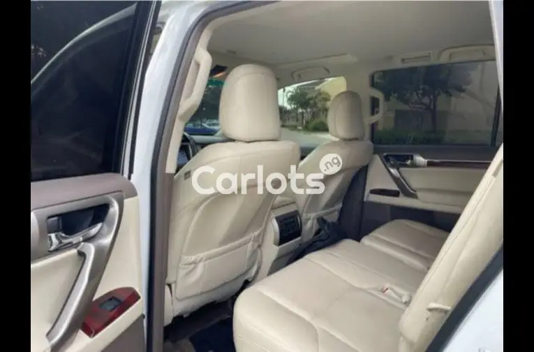 Lexus GX 460 2013 White - 3/4