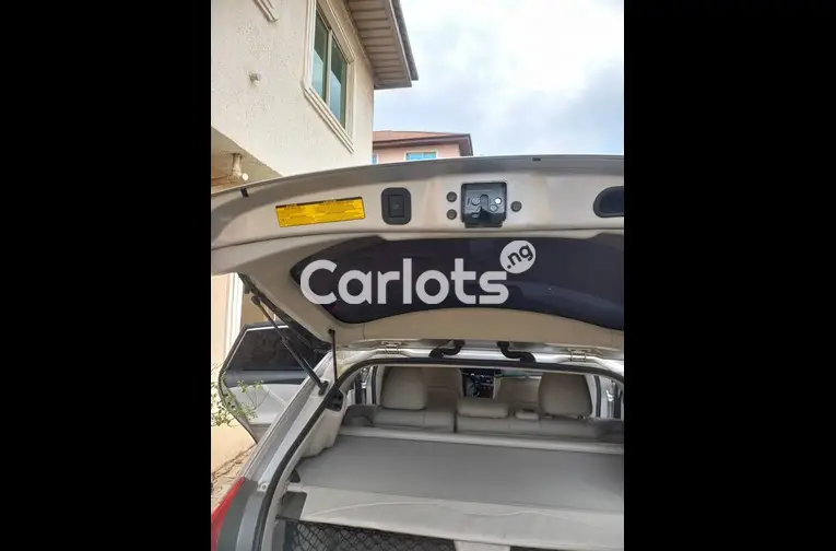 NEATLY USED 2012 TOYOTA VENZA AWD V6 FULLY LOADED - 4/7