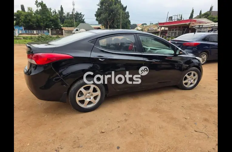 2013 HYUNDAI ELANTRA - 5/6