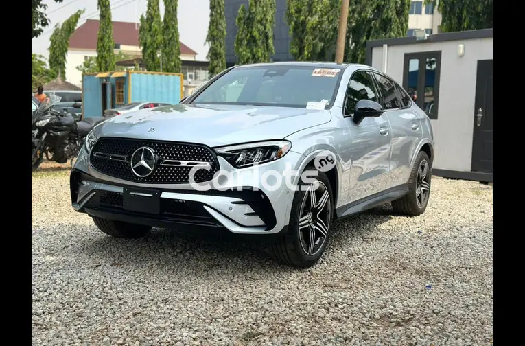 2024 MERCEDES BENZ GLC300 COUPE FULL OPTION - 2/7