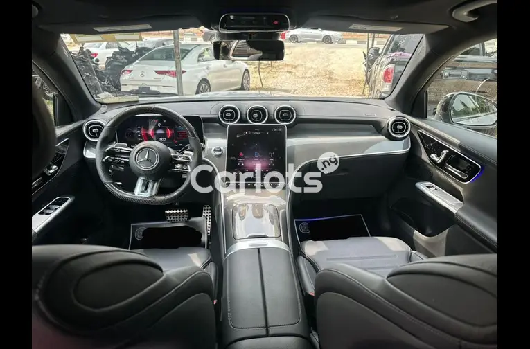 2024 MERCEDES BENZ GLC300 COUPE FULL OPTION - 4/7