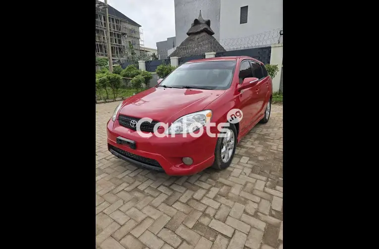 2006 TOYOTA MATRIX XR