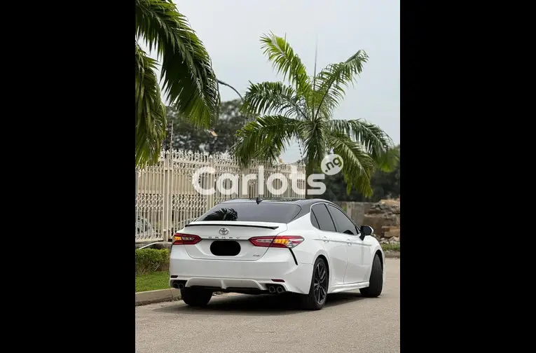 2019 KEYLESS TOYOTA CAMRY XSE - 6/7